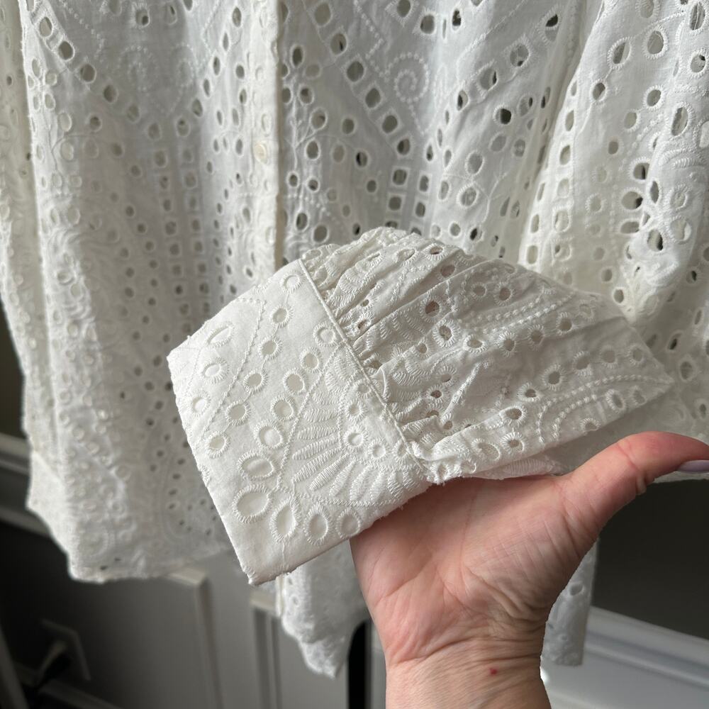 Skies are Blue White Eyelet Long Sleeve Button Down Large NWT Cotton - Picture 2 of 5
